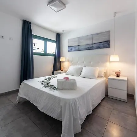 Apartamentos Thaisay Alegranza アパート