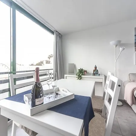 アパート Apartamentos Thaisay Alegranza